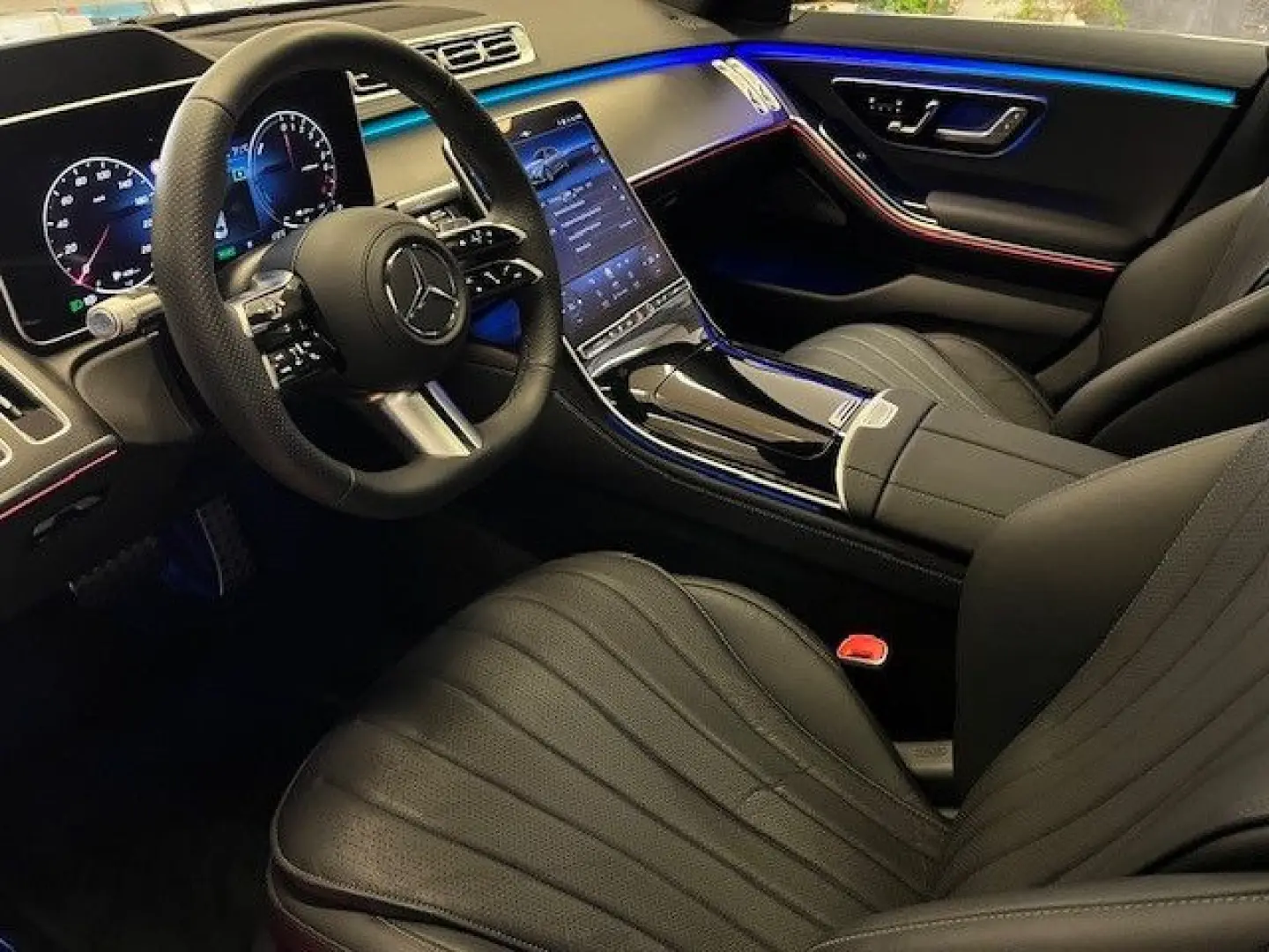 S 580e lang long AMG-Line Sound Pano Chauffeur