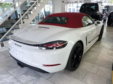 Porsche Boxster 718 Style Edition