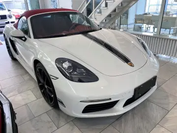 Porsche Boxster 718 Style Edition