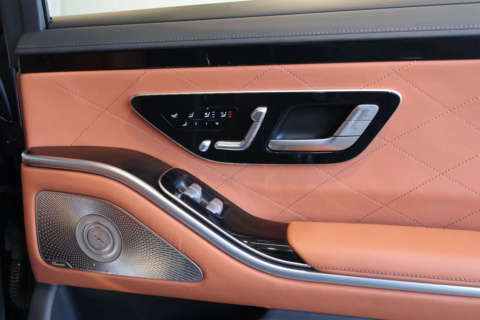 S 580 4Matic L AMG CHAUF HUD AIR BURMESTER PANO