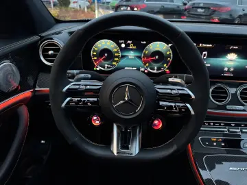 E 63 AMG S Final Edition Panorama Burmester HUD