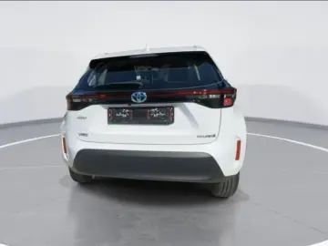 Yaris Cross Hybrid 1.5 VVT-i Business Edition