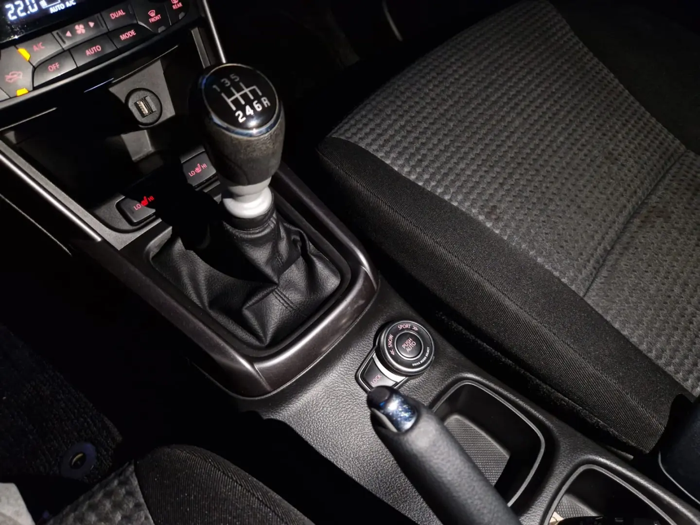 SUZUKI SX4 PASSION 4X4 1.4Ti HYBRID 2022