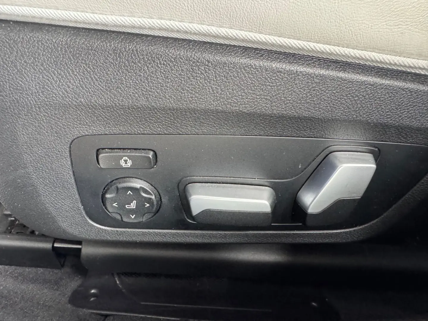 M3 Lim. Competition Carbon 360  Head-up