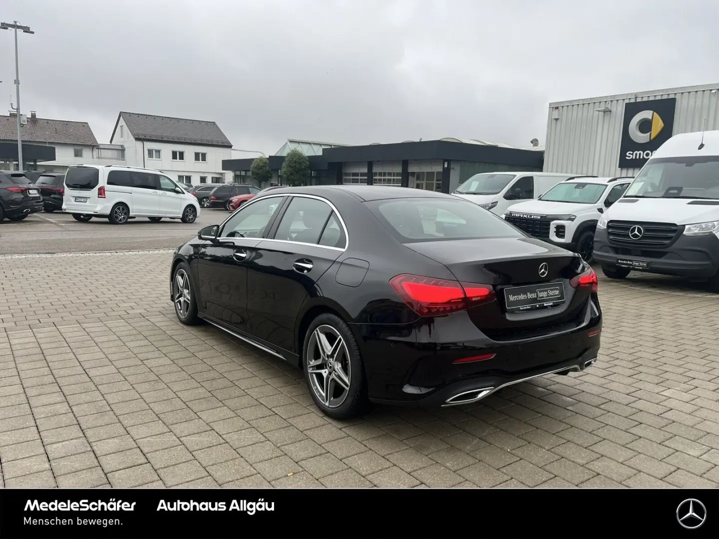 A 220 d AMG Limousine AHK 360  Ambiente Keyless