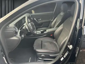 A 220 d AMG Night Burmester MultiBeam AHK Ambien