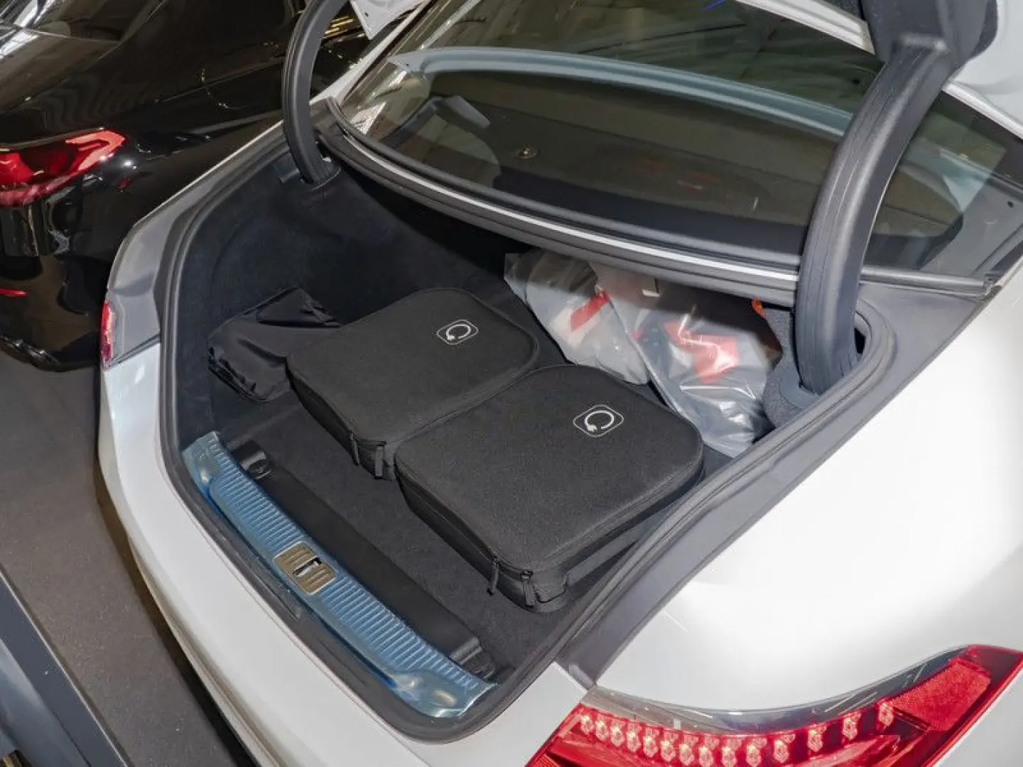 S 450 e AMG-Sport Pano Burm HA-Lenkung TV Memo