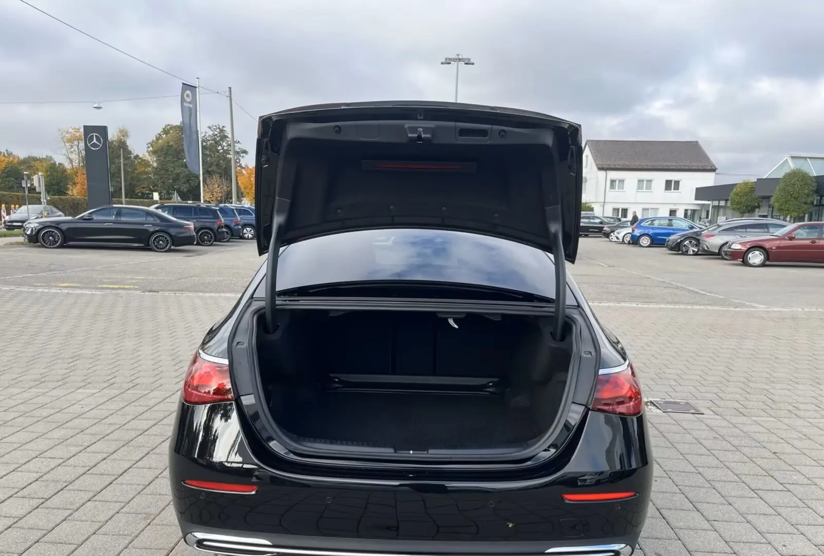 E 450 4Matic Avantgarde Panorama Sitzklima 360