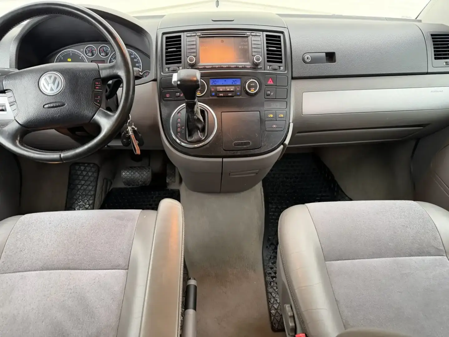 Volkswagen Multivan cutie automata