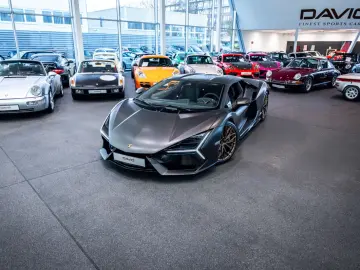 Lamborghini Revuelto