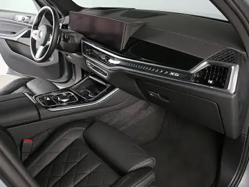 X5 xDrive30d A M Sport Soft Close Ventilation