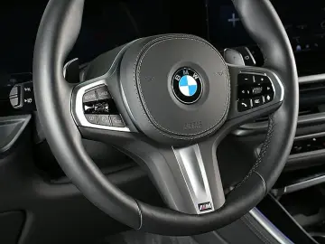 X5 xDrive30d A M Sport Soft Close Ventilation