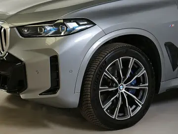 X5 xDrive30d A M Sport Soft Close Ventilation