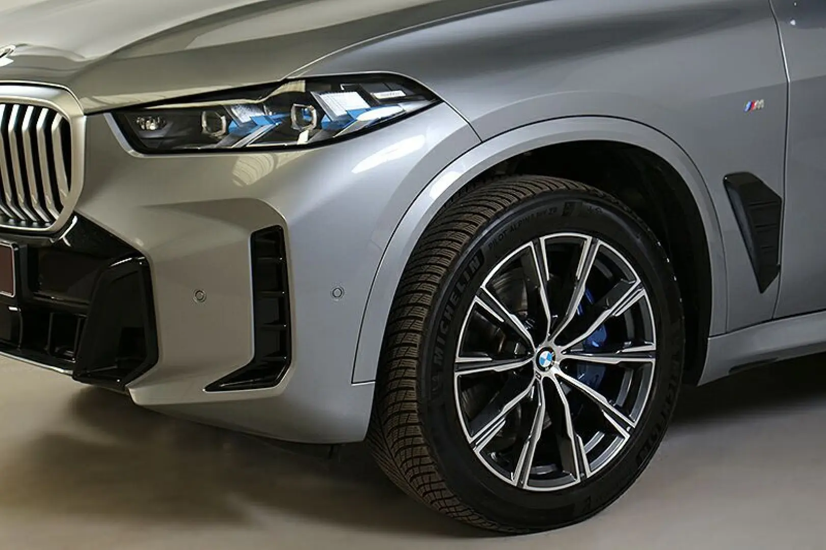 X5 xDrive30d A M Sport Soft Close Ventilation