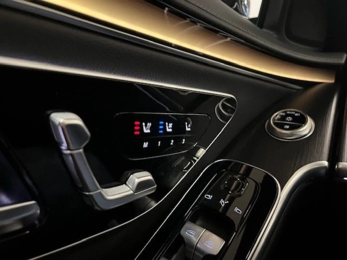 S 580e lang long AMG-Line Sound Pano Chauffeur