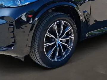 X5 xDr30d MSport SoftClose SkyLounge Ventilation IconicGlow