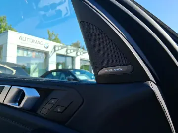 X5 xDr30d MSport SoftClose SkyLounge Ventilation IconicGlow