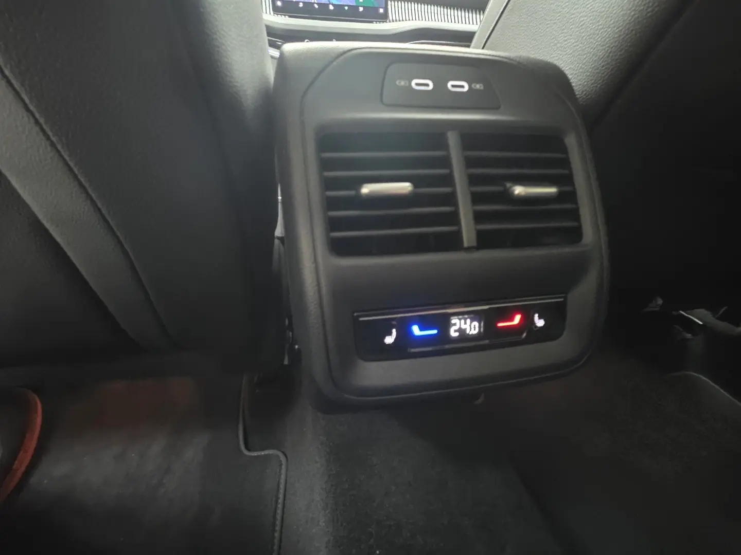 Skoda Superb L&K  194CP  4x4  Mas  Vent  Carlig