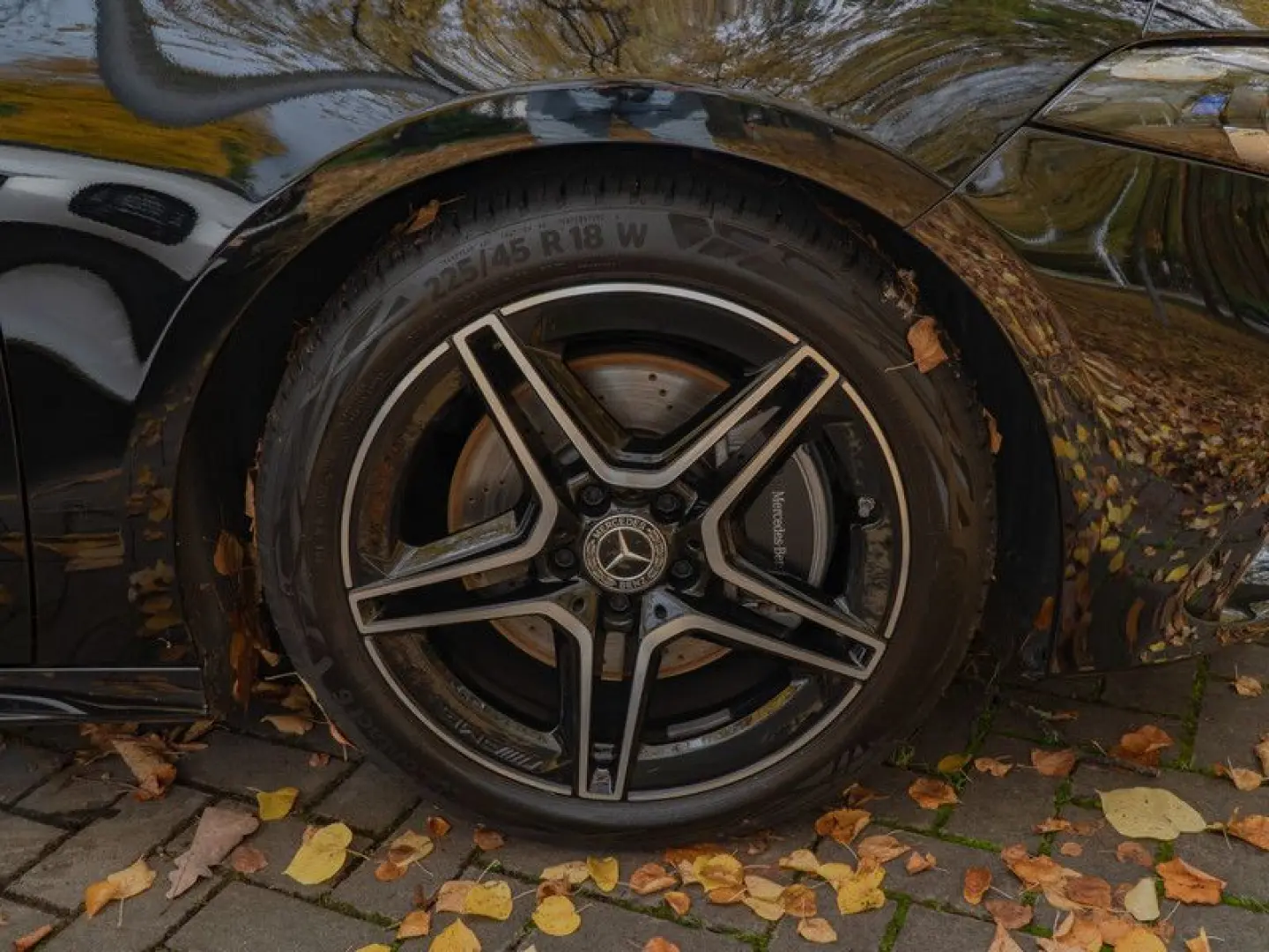 A 220 d AMG-Sport MLB Cam AHK Night Distr Winter