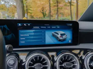 A 220 d AMG-Sport MLB Cam AHK Night Distr Winter