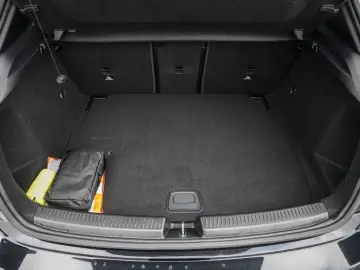 A 220 d AMG-LINE PREMIUM PANO MULTIBEAM NIGHT