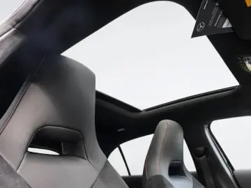 A 220 d AMG-LINE PREMIUM PANO MULTIBEAM NIGHT