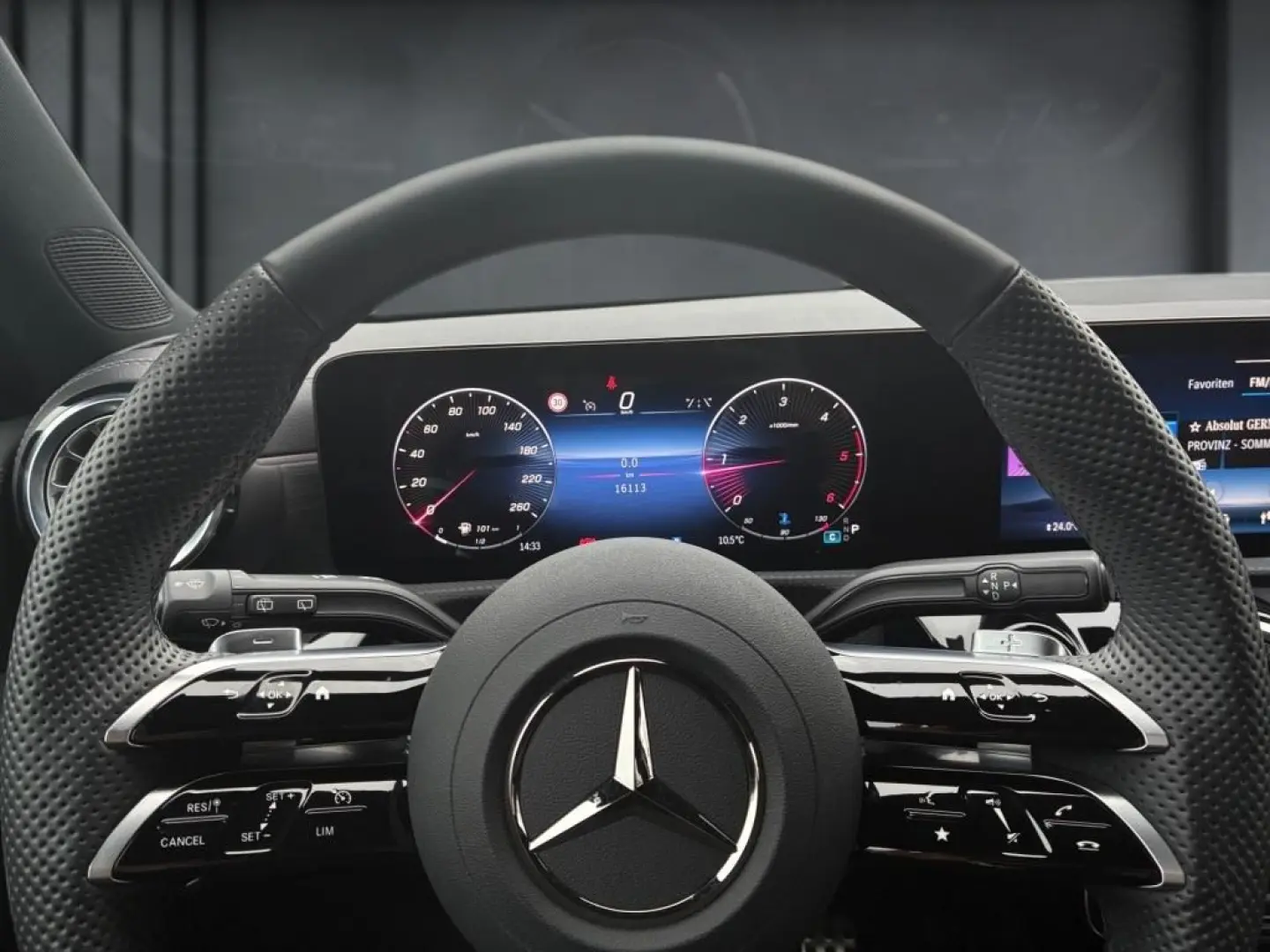 A 220 d AMG-Prem. AHK Multibeam 360  Leder Night