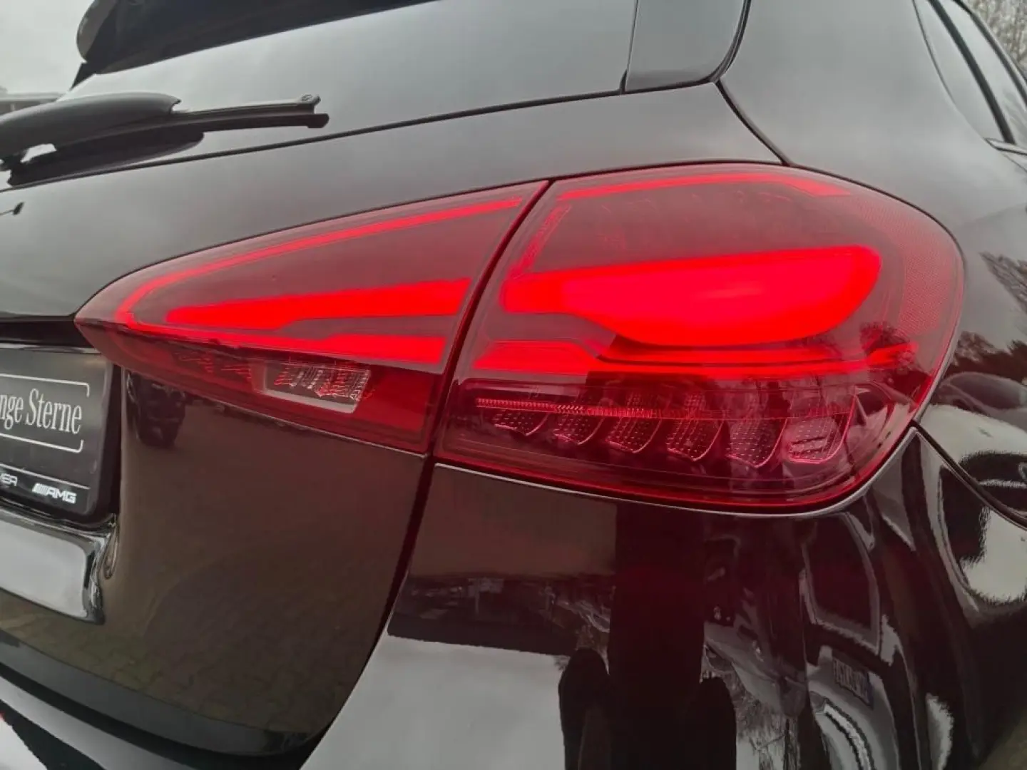 A 220 d AMG-Prem. AHK Multibeam 360  Leder Night