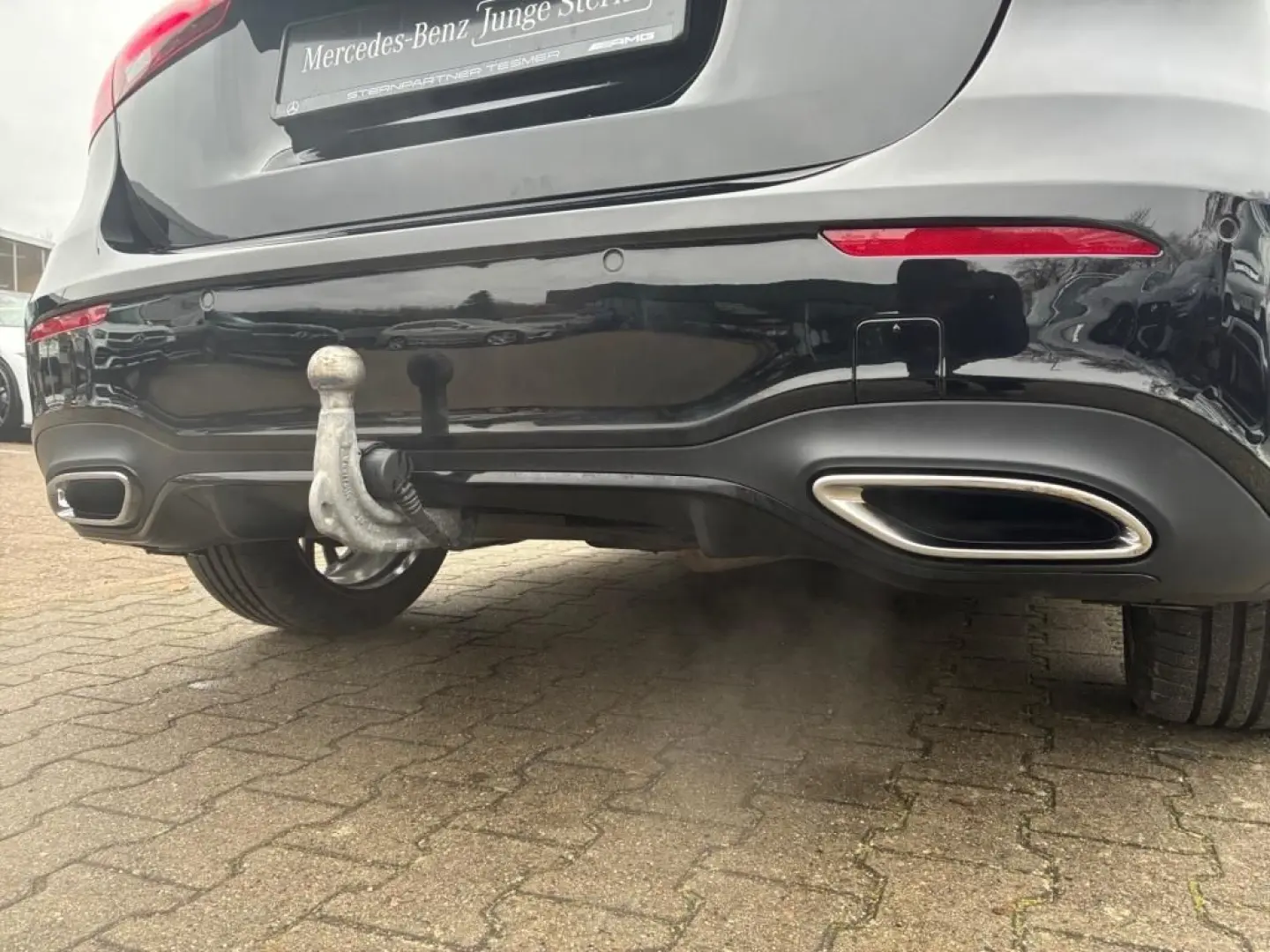 A 220 d AMG-Prem. AHK Multibeam 360  Leder Night