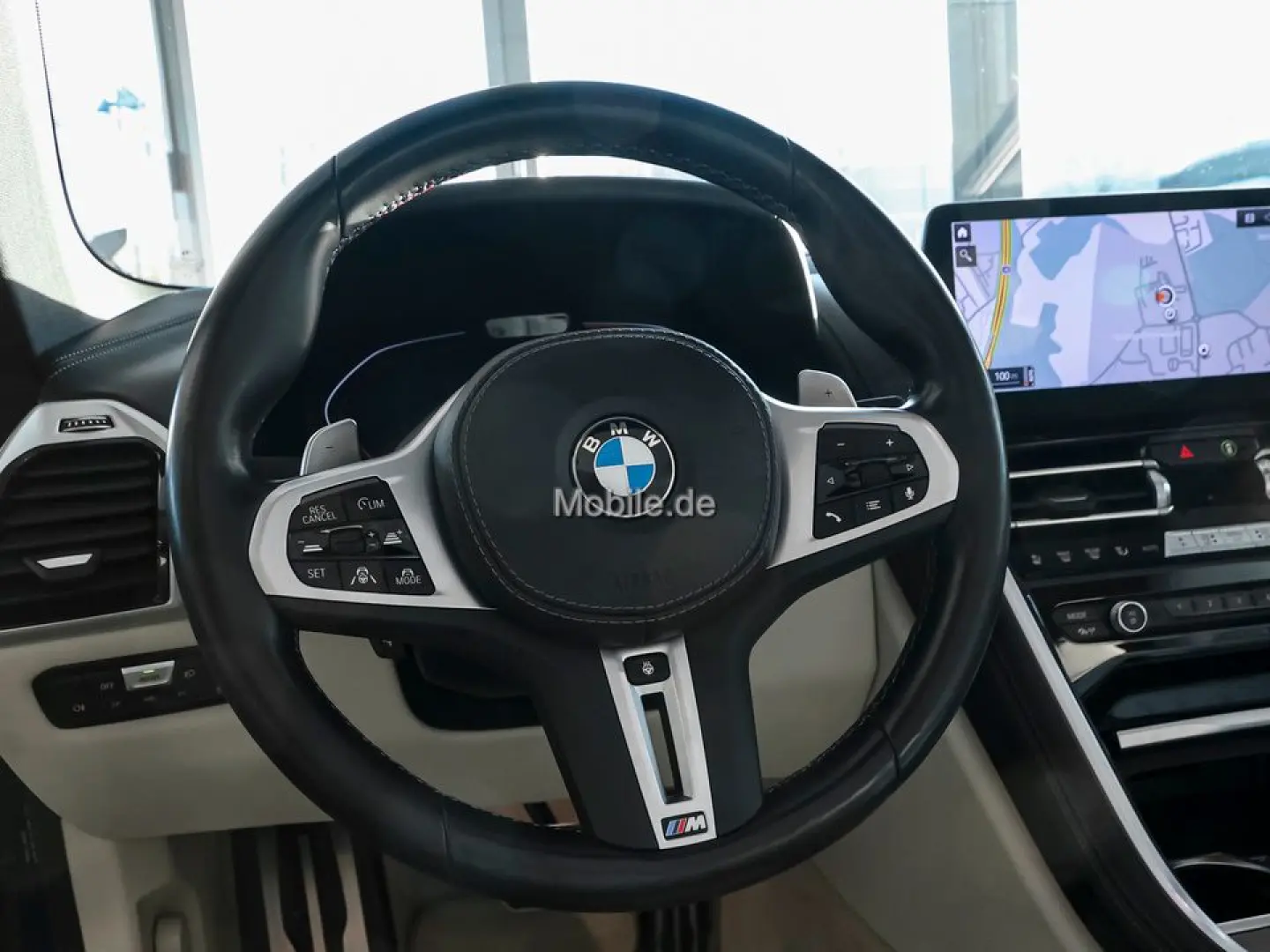 M850i xDrive Cabrio Innovationsp. Komfortzugang
