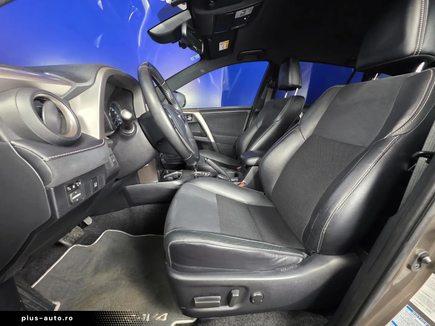 TOYOTA RAV 4 EXECUTIV 4WD 2.5i HYBRID155CP