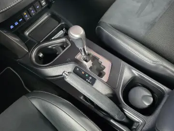 TOYOTA RAV 4 EXECUTIV 4WD 2.5i HYBRID155CP