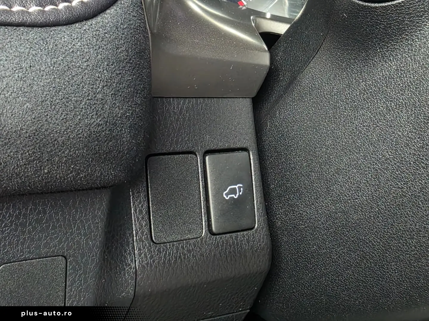 TOYOTA RAV 4 EXECUTIV 4WD 2.5i HYBRID155CP