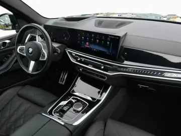 X5 xDr30d MSp Pro 360 H&K IconicGlow ParkingHeat Ventilation