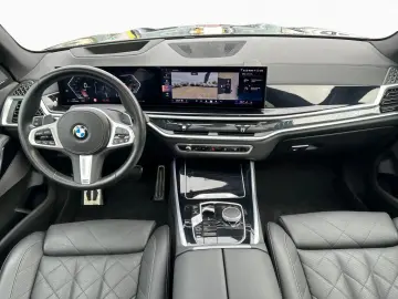 X5 xDr30d MSp Pro 360 H&K IconicGlow ParkingHeat Ventilation