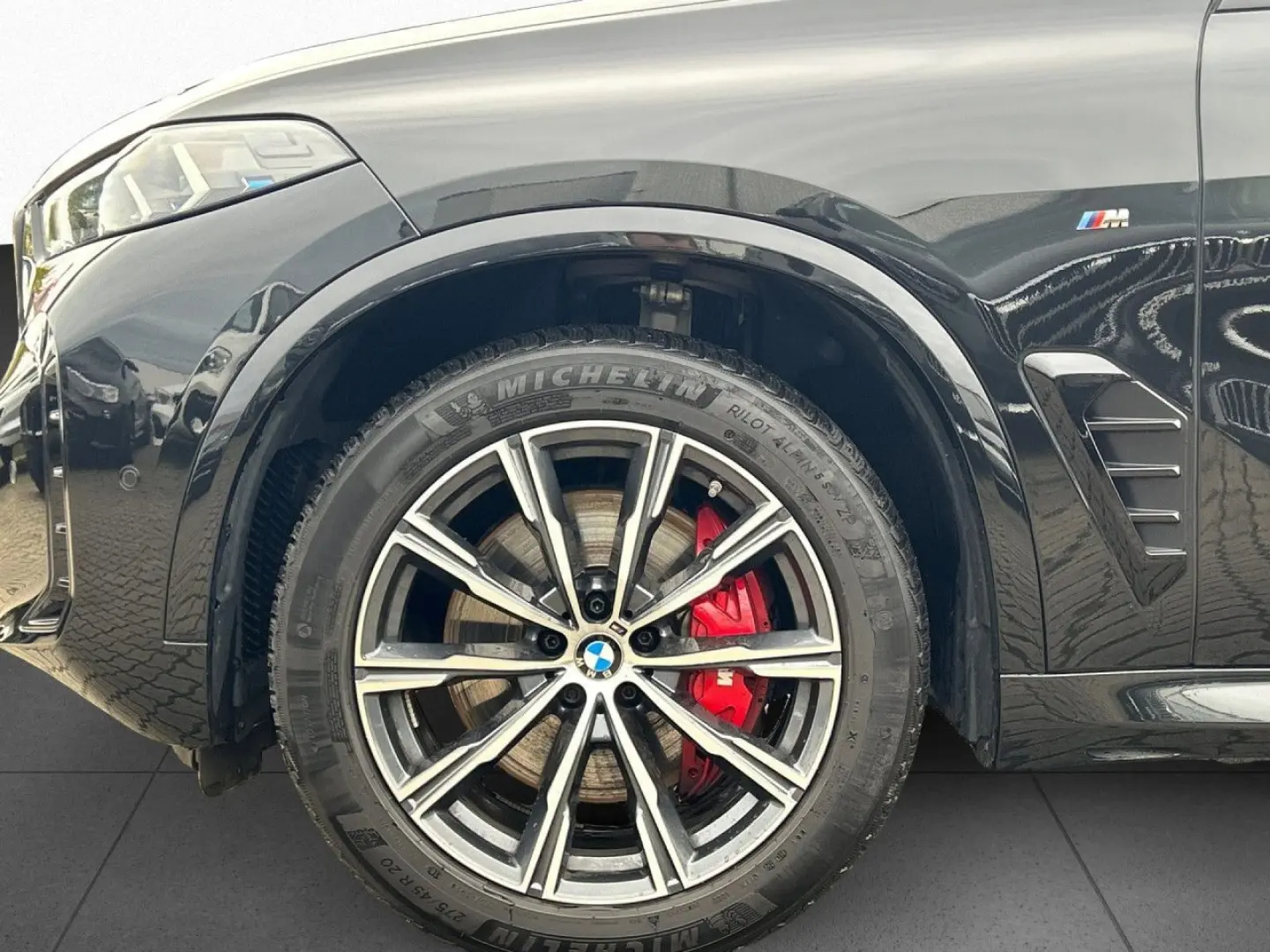 X5 xDr30d MSp Pro 360 H&K IconicGlow ParkingHeat Ventilation