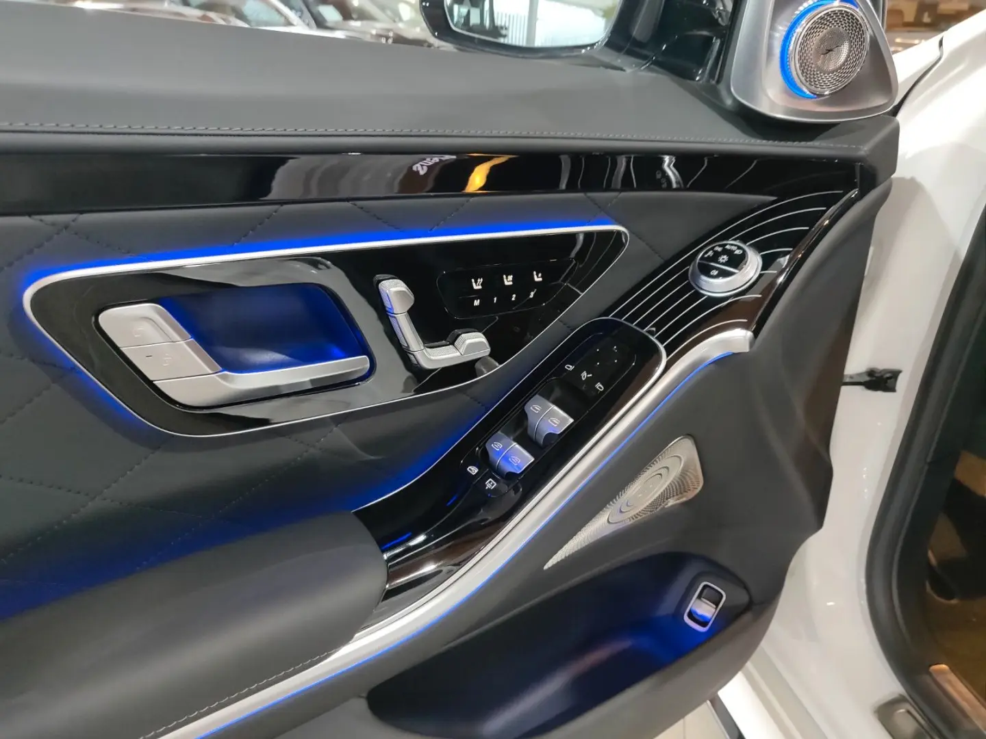 S 400 d 4M AMG Night Pano 21  Digital 360