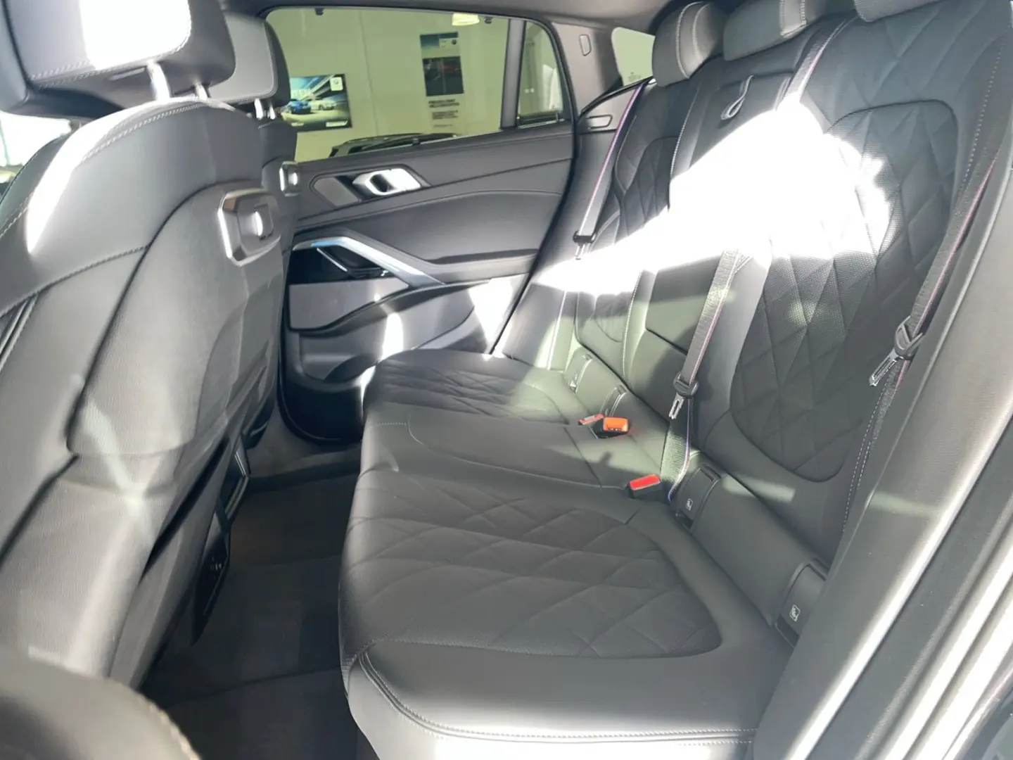 X6 xDr30d MSport Massage Ventilation SoftClose ParkingHeat