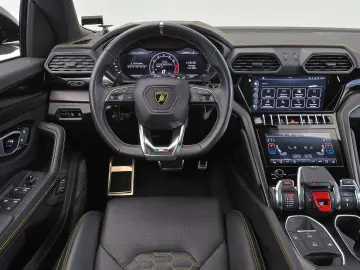 Lamborghini Urus S   AKRAPOVIC   PANO   B & O   MASSAGE