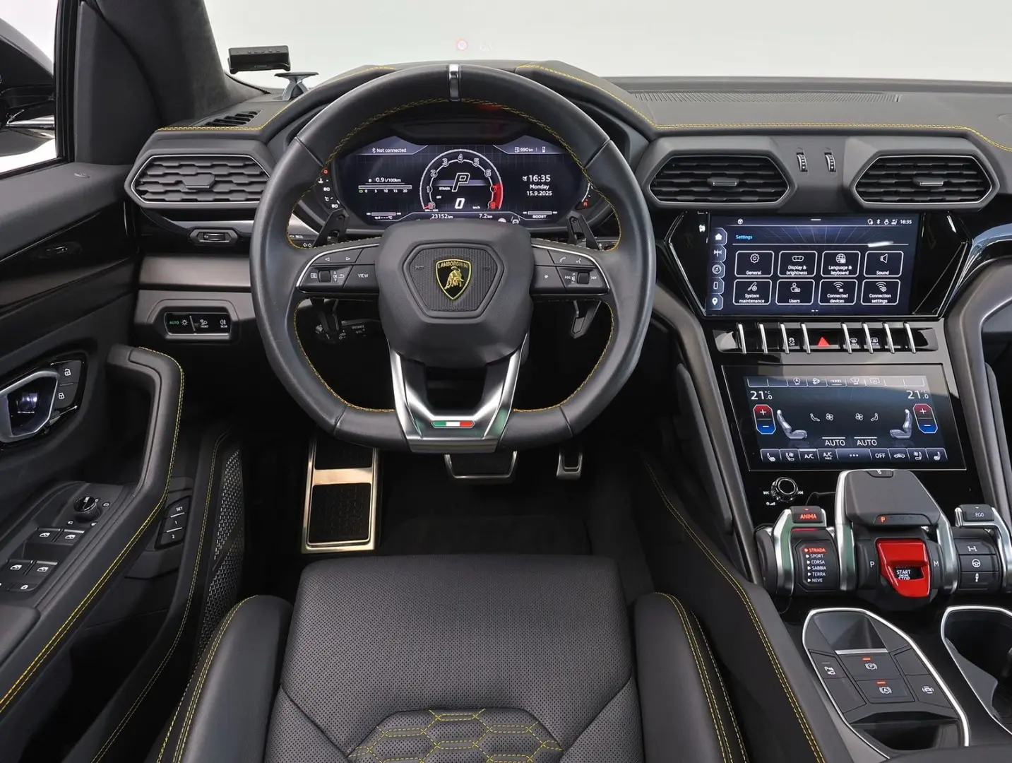 Lamborghini Urus S   AKRAPOVIC   PANO   B & O   MASSAGE