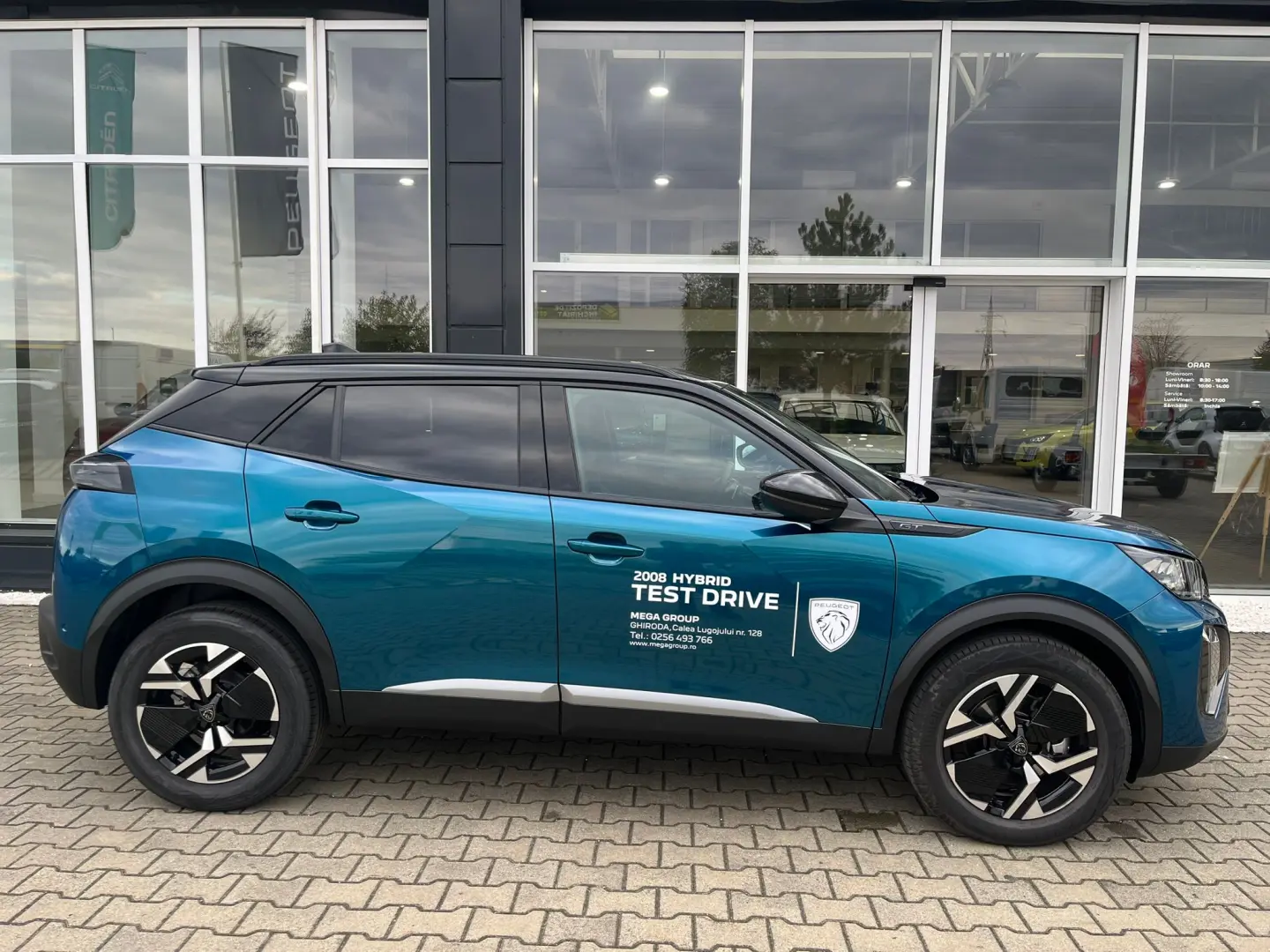 NOUL PEUGEOT 2008 SUV GT 1.2 HYBRID 145 CP E-DCS6