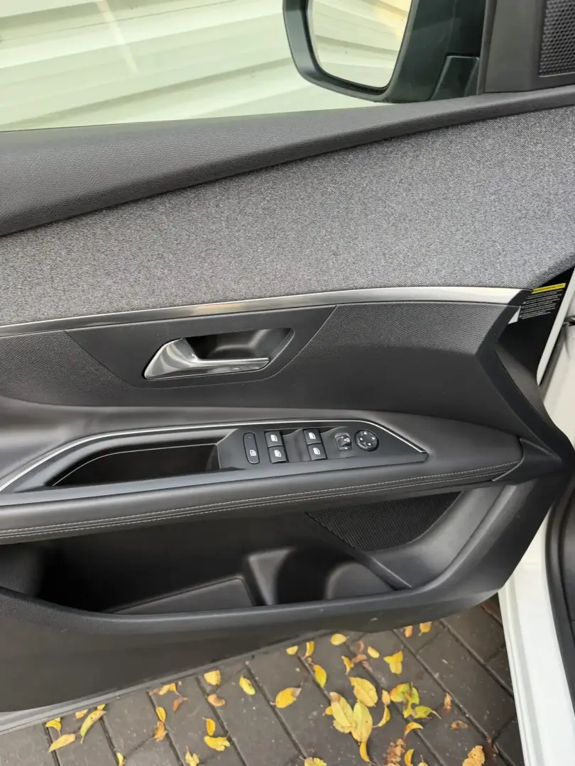 Peugeot 3008 Allure cutie automata 1.6