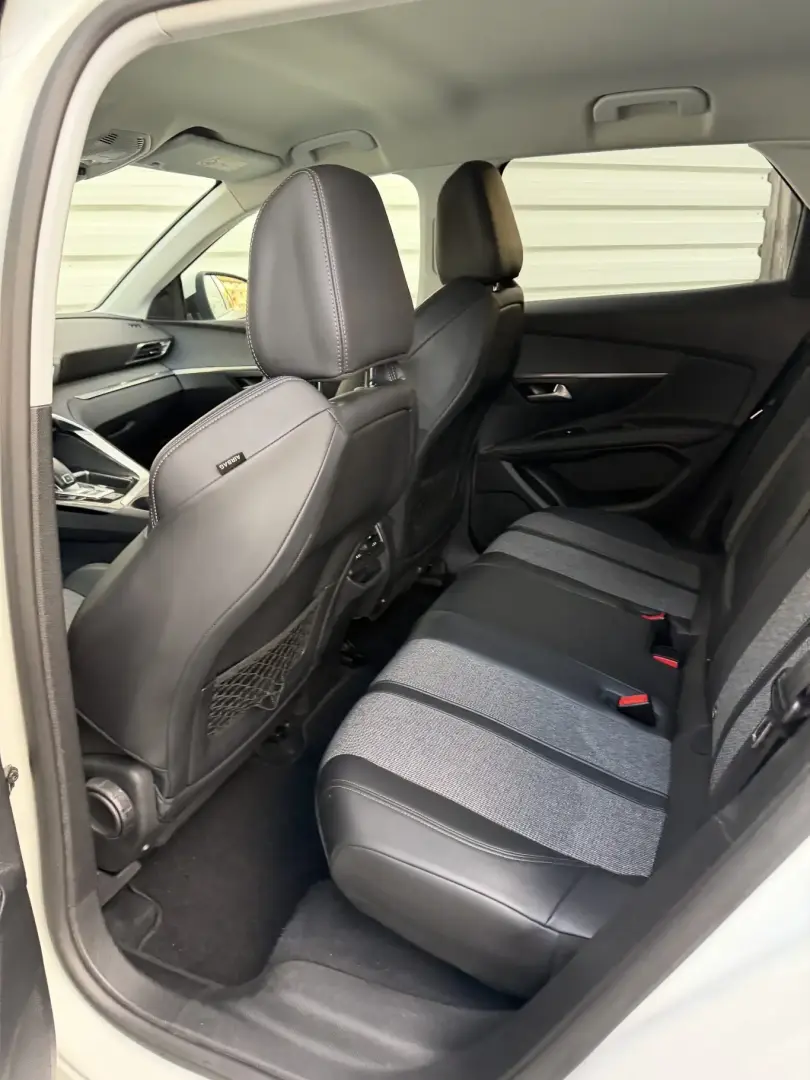 Peugeot 3008 Allure cutie automata 1.6