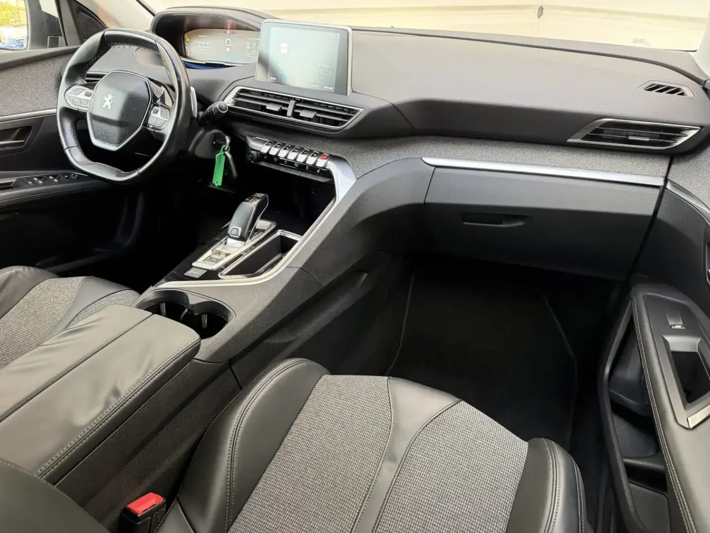 Peugeot 3008 Allure cutie automata 1.6