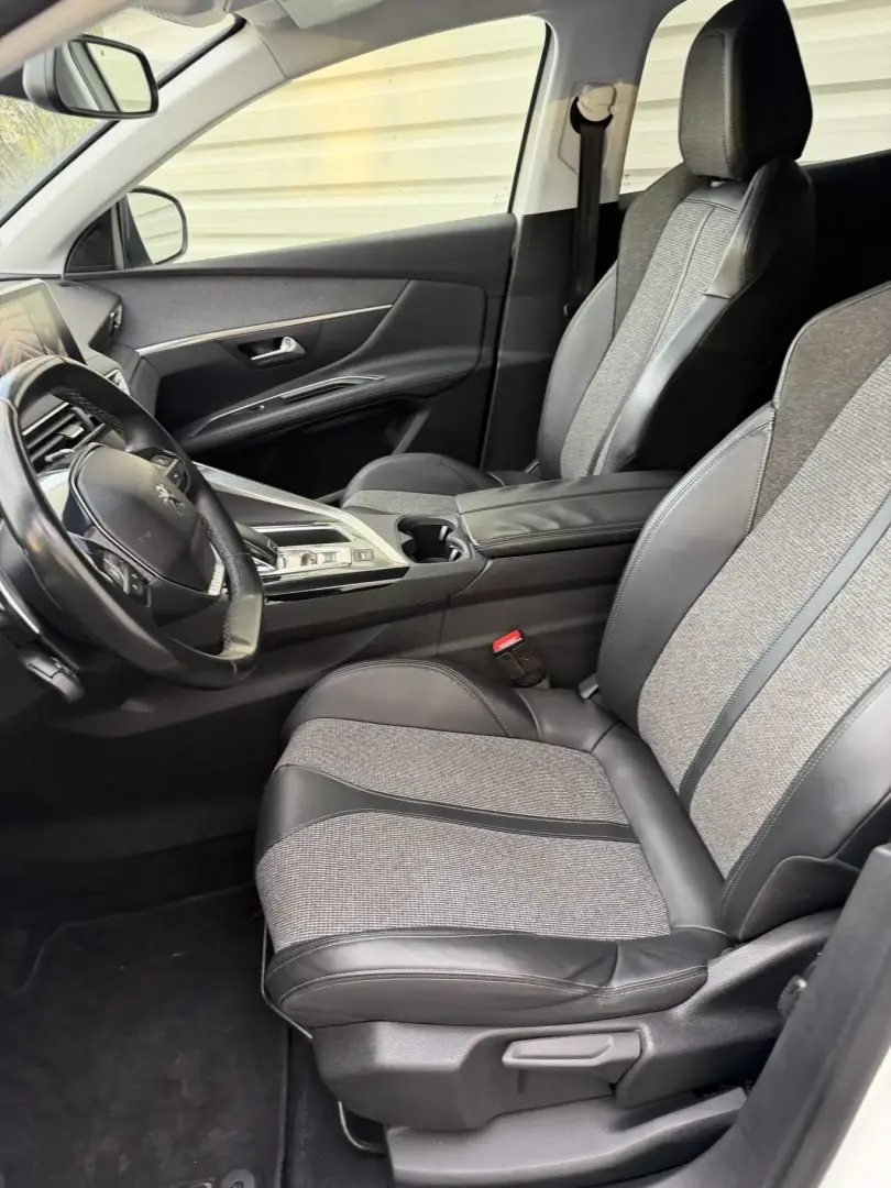 Peugeot 3008 Allure cutie automata 1.6