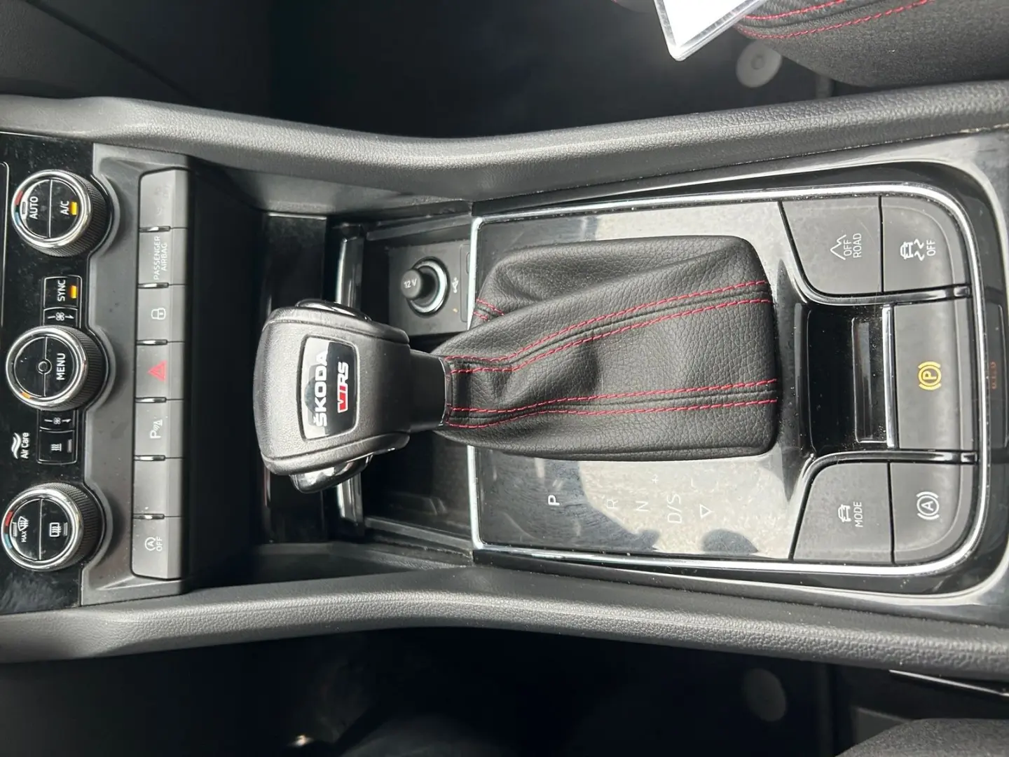 Kodiaq 2.0 TSI 4x4 RS  AHK STANDH CANTON