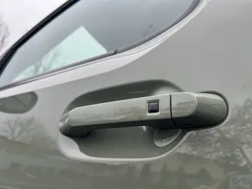 Hyundai Inster Highway   2025