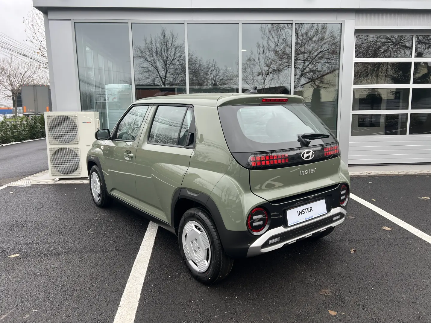 Hyundai Inster Highway   2025