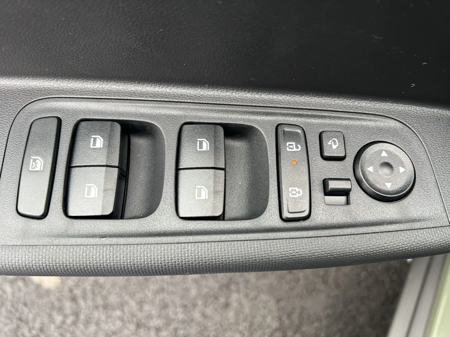 Hyundai Inster Highway   2025