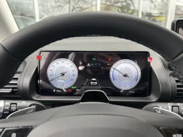 Hyundai Inster Highway   2025